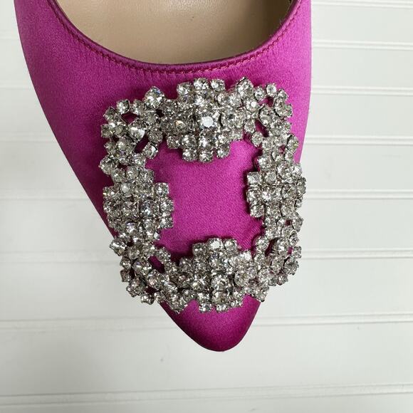 Manolo Blahnik Hangisi 70 Magenta Purple Satin Crystal Buckle Pumps Heels 41 - Picture 4 of 9
